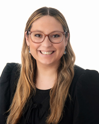 Yasmin Hardy - Accountant